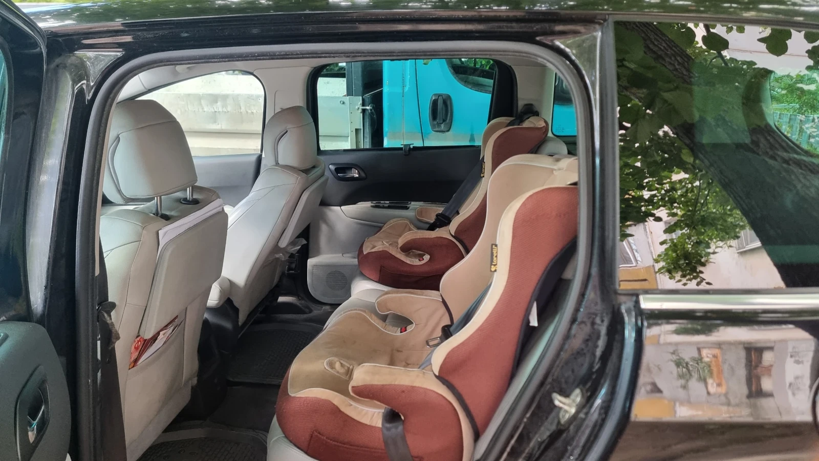 Peugeot 5008 2.0 HDI, head up, кожа, подгрев, снимка 6 - Автомобили и джипове - 54959056