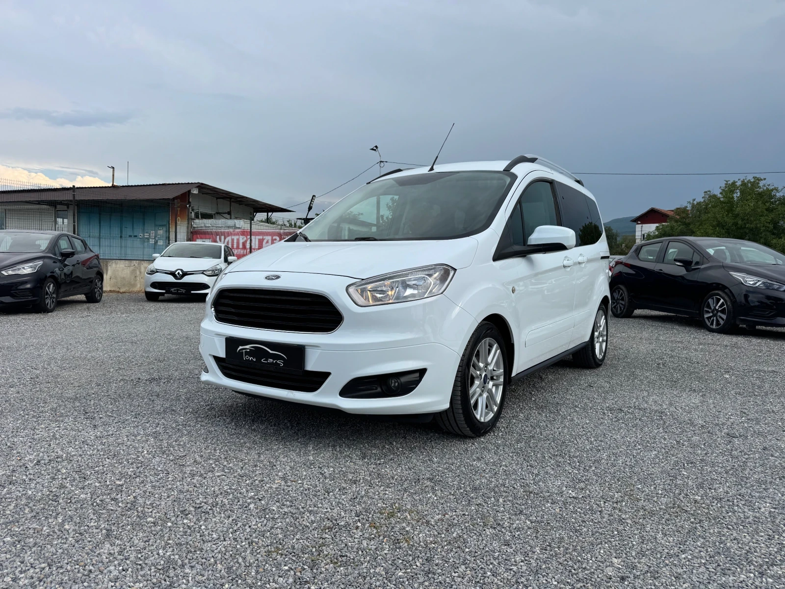 Ford Courier Tourneo 1.0 EkoBoost NAVI!! Titanium!! EURO 6!!