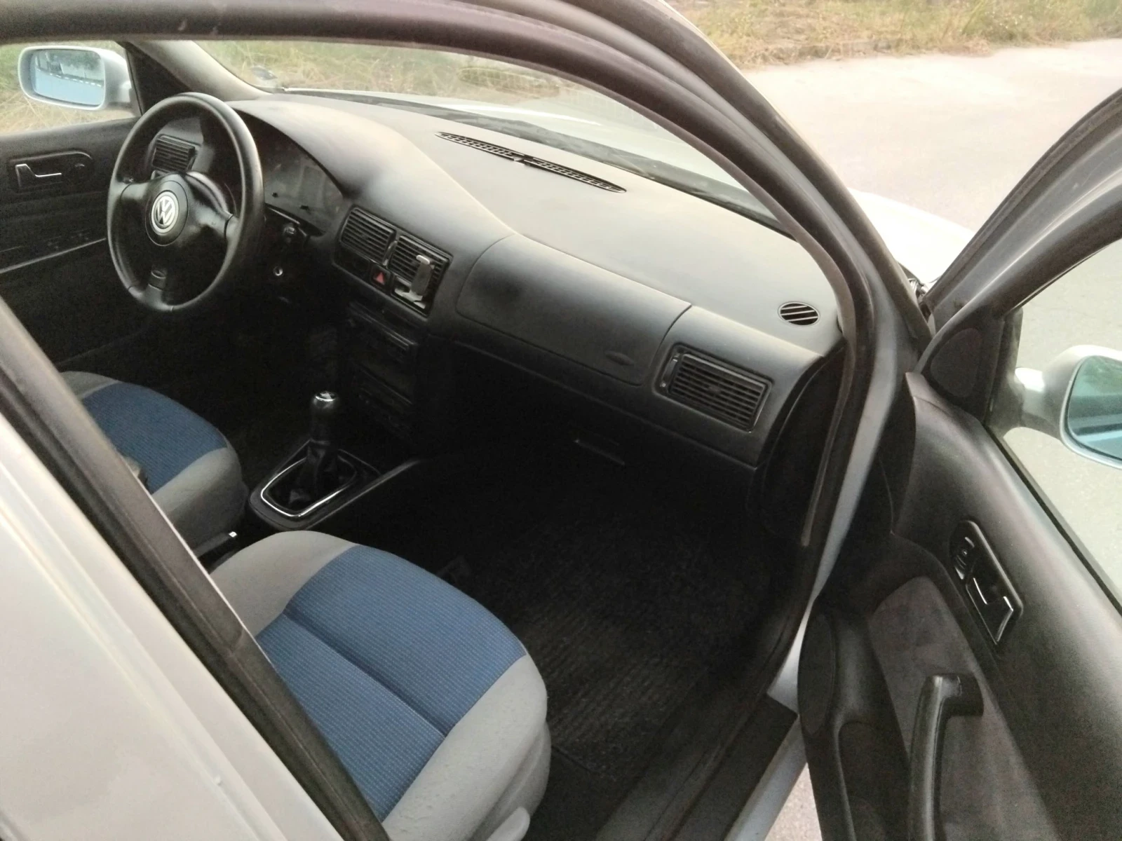 VW Golf 1.9TDI.110k + КЛИМА , снимка 8 - Автомобили и джипове - 55807831