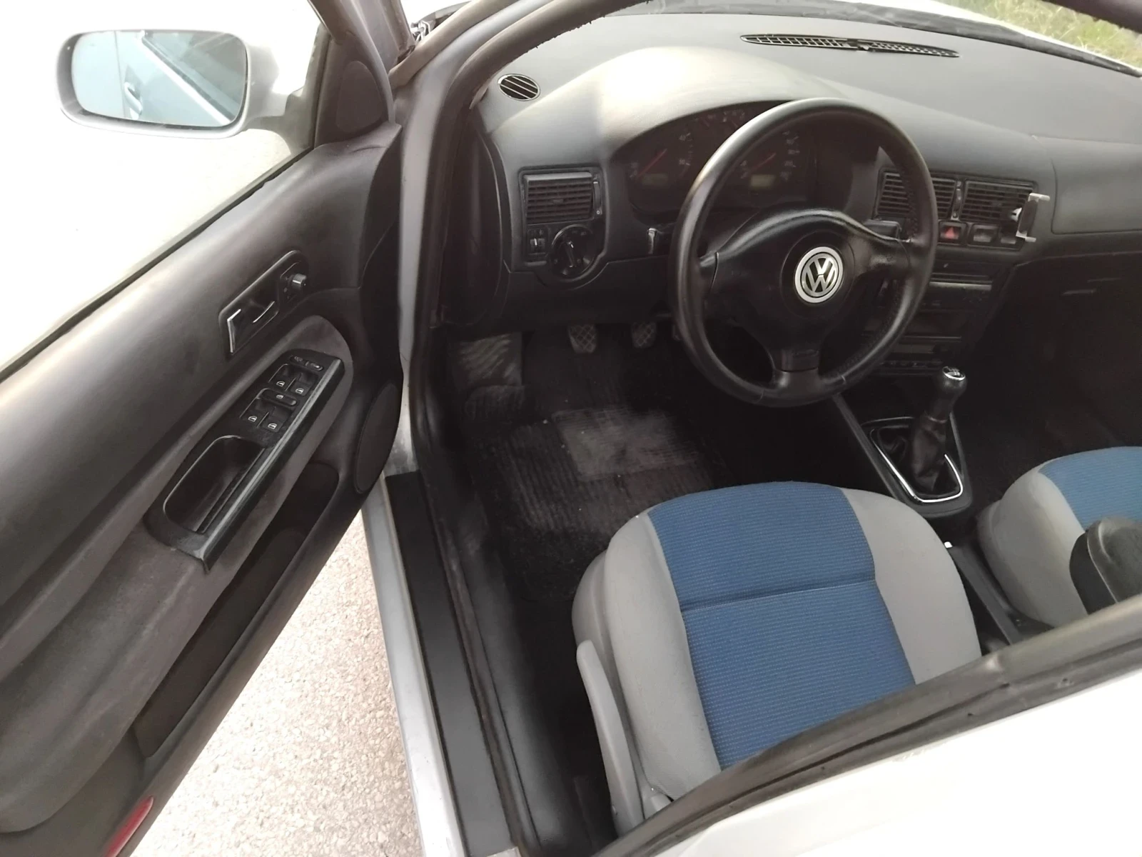 VW Golf 1.9TDI.110k + КЛИМА , снимка 11 - Автомобили и джипове - 55807831