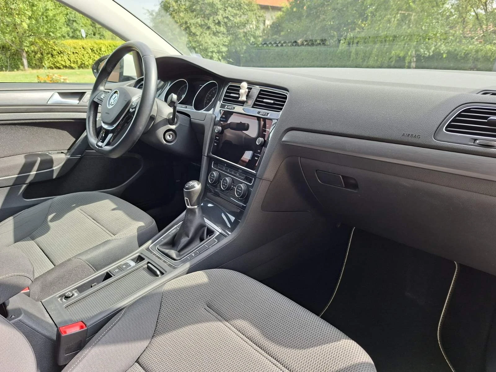 VW Golf, снимка 13 - Автомобили и джипове - 56076099