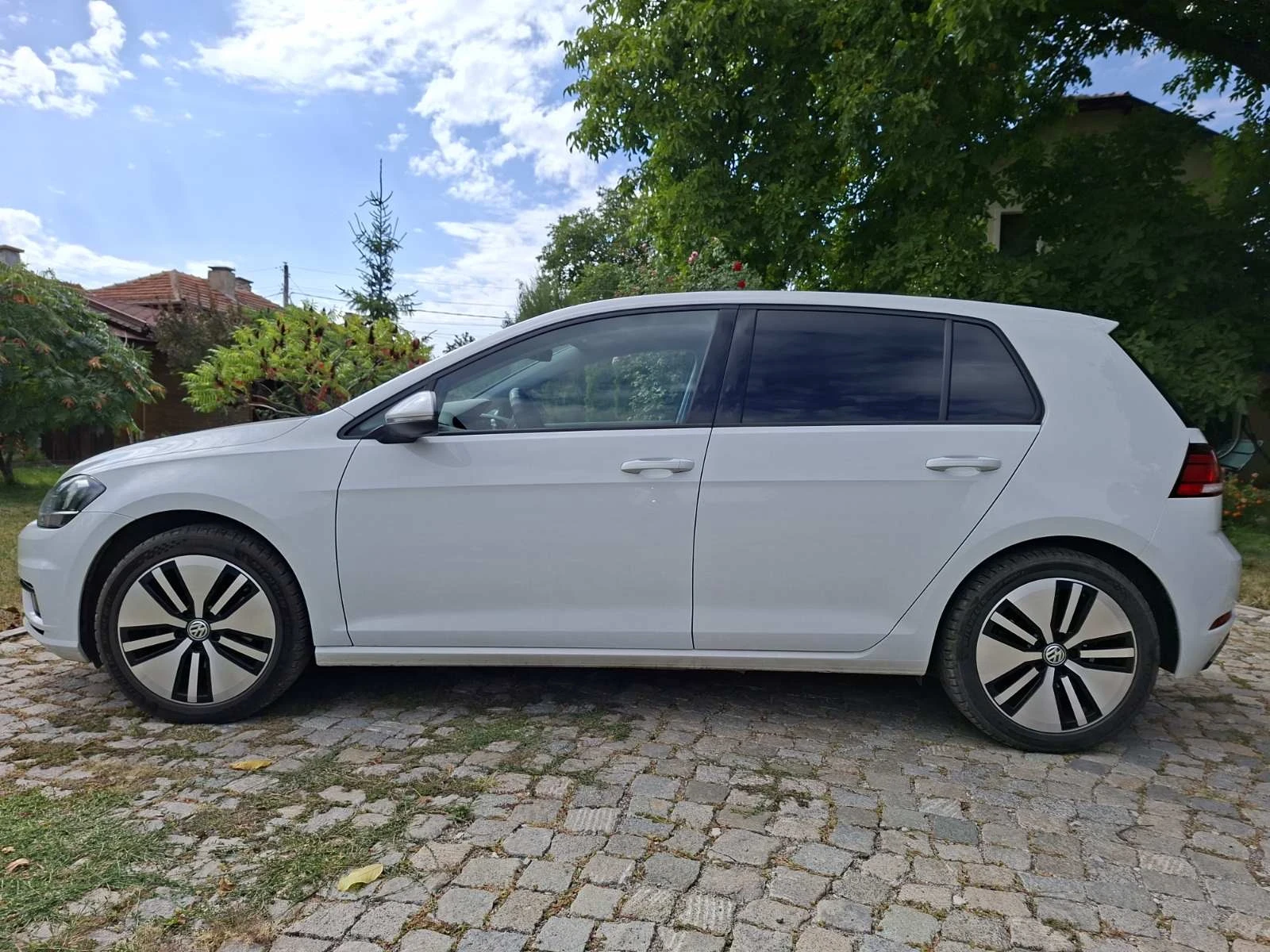 VW Golf, снимка 5 - Автомобили и джипове - 56076099