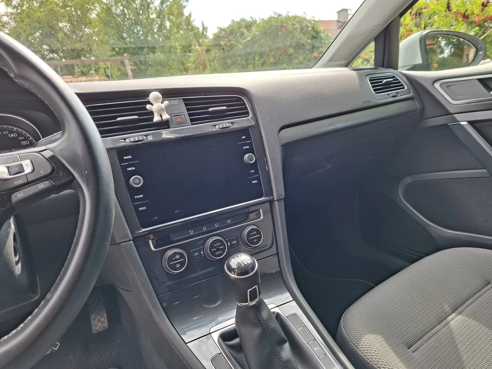VW Golf, снимка 12 - Автомобили и джипове - 56076099