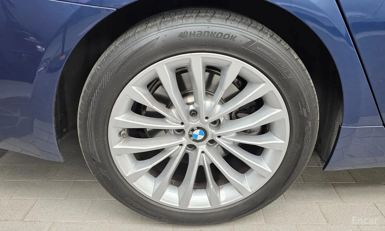 BMW 530 i Luxury | АВТОФИНАНСИРАНЕ | ЦЕНА ДО БЪЛГАРИЯ, снимка 5 - Автомобили и джипове - 56107879