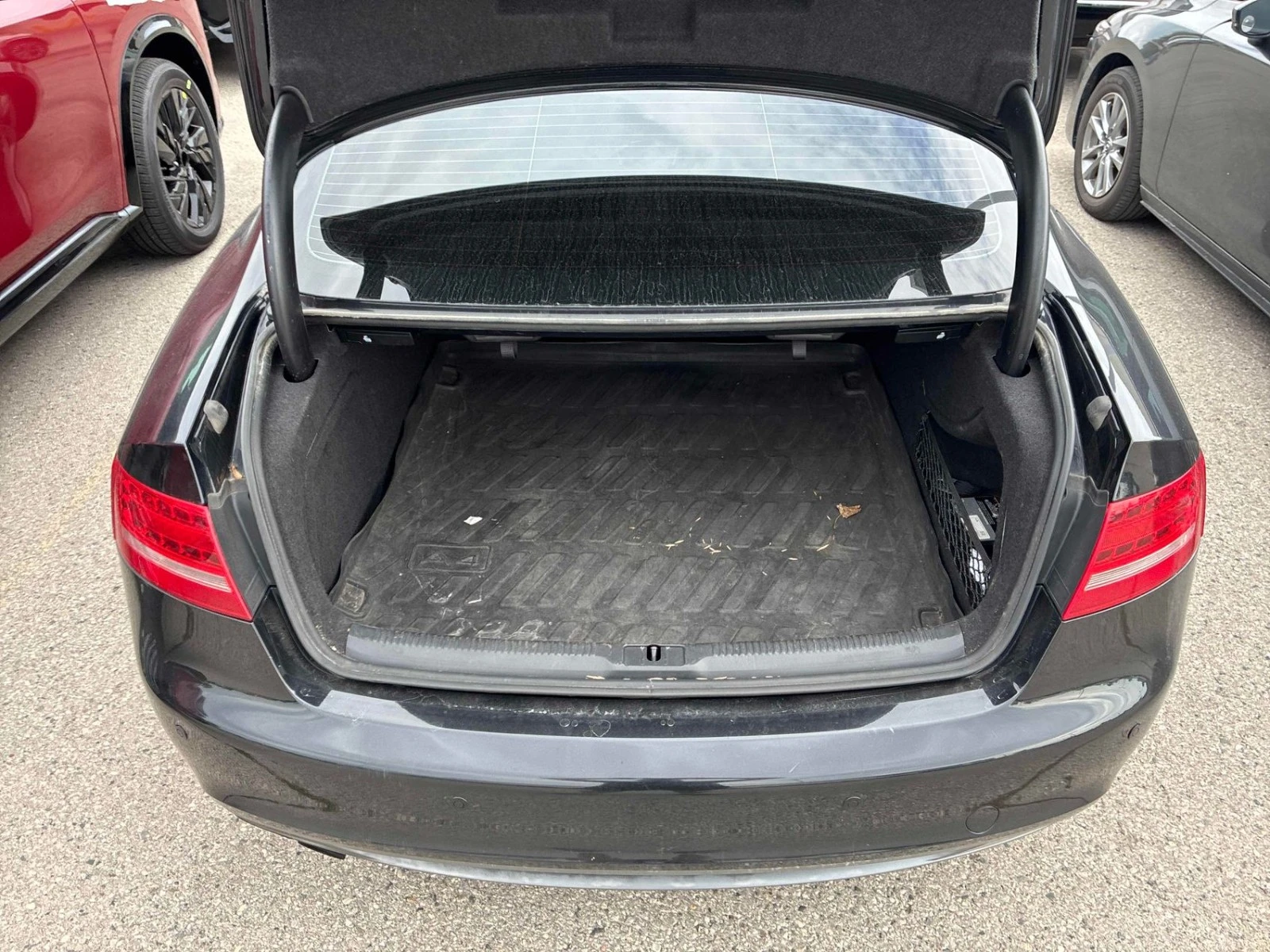 Audi A5 2.0L * АвтоКредит * (ЦЕНА ДО БГ), снимка 5 - Автомобили и джипове - 56277713