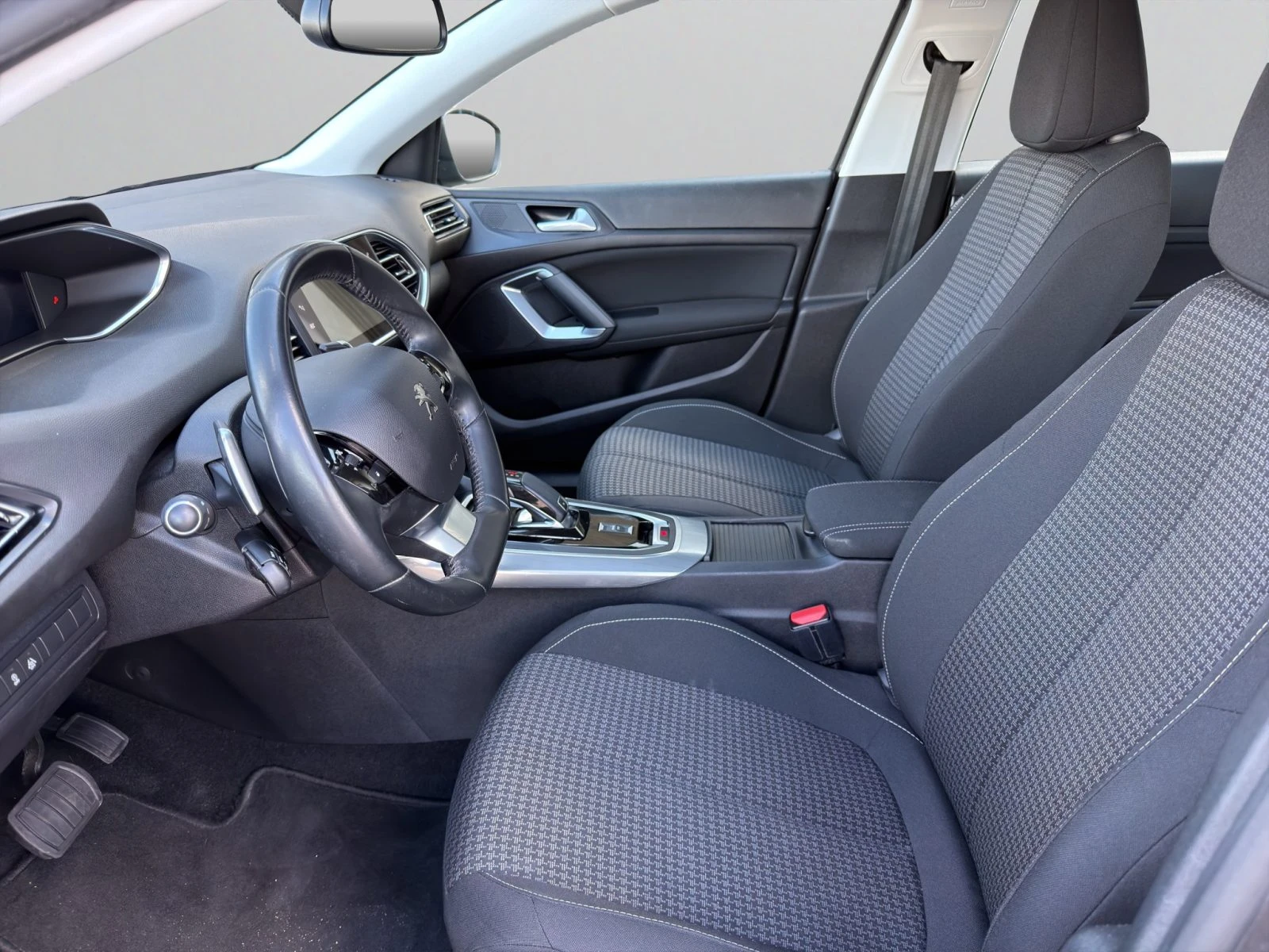 Peugeot 308 SW New Line ACTIVE 1, 5 BlueHDi 130 EAT8//2009R13 | Mobile.bg � ����������� 11