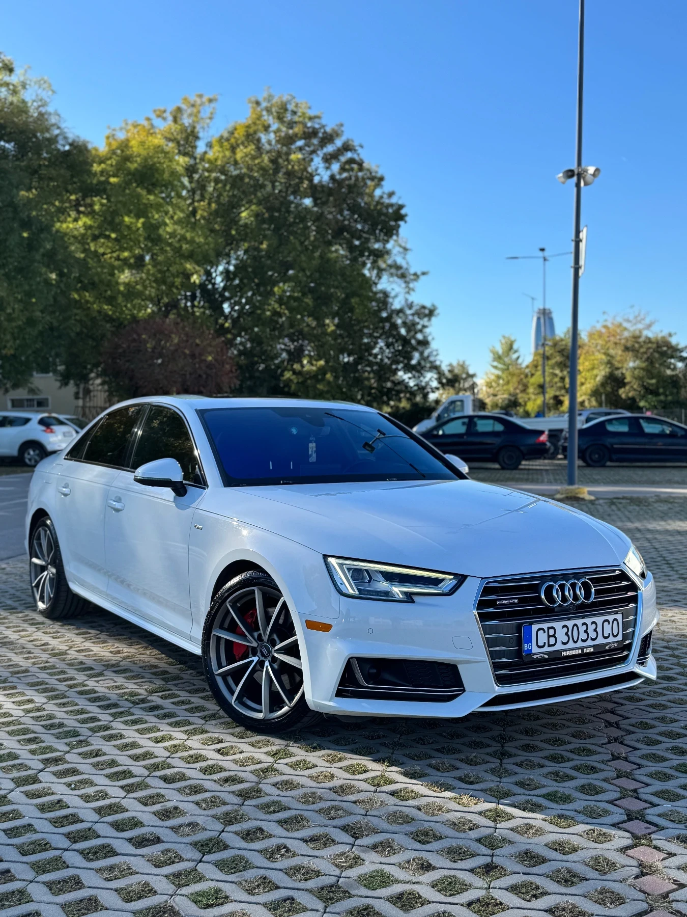 Audi A4 2.0 TFSI QUATTRO 