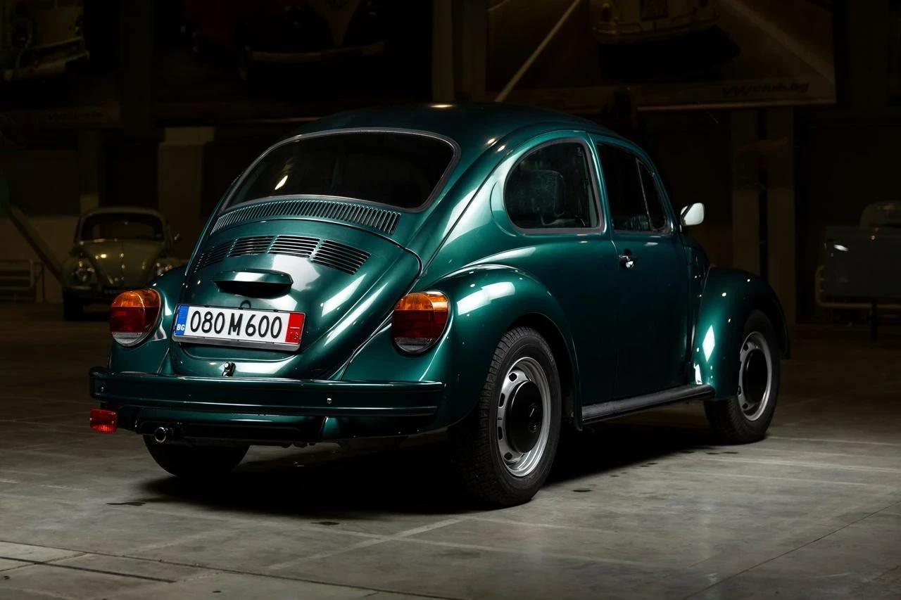 VW 1600 K?fer , снимка 2 - Автомобили и джипове - 56576182