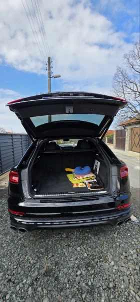 Audi SQ8, снимка 13