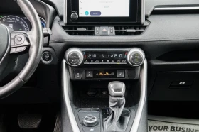 Toyota Rav4 Hybrid XLE AWD, снимка 12