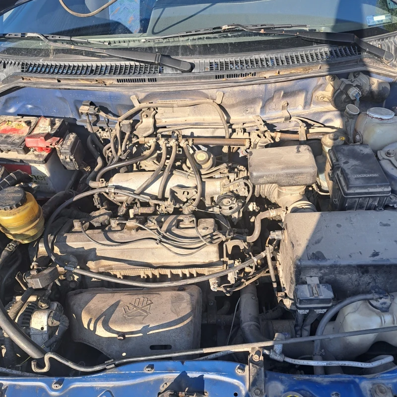 Toyota Rav4 2.0 i, снимка 9 - Автомобили и джипове - 50803403