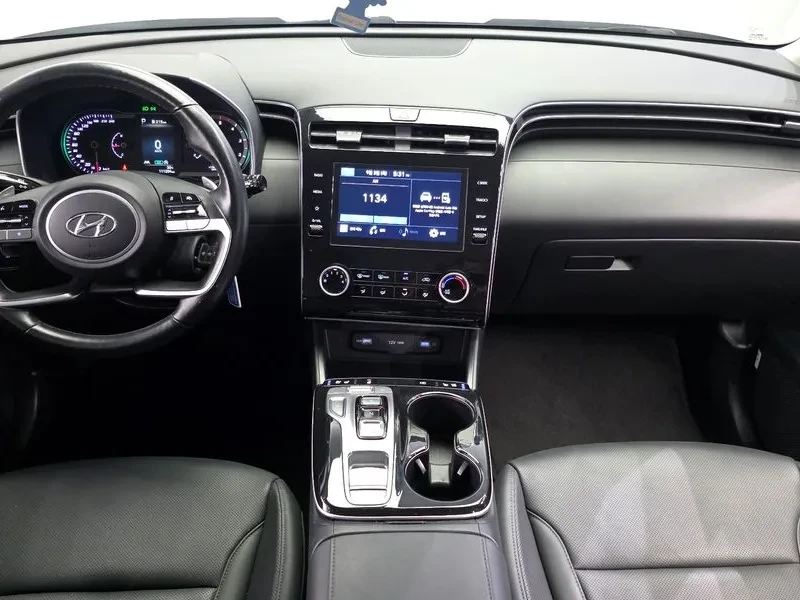 Hyundai Tucson 2.0 2WD MODERN, снимка 7 - Автомобили и джипове - 56161246