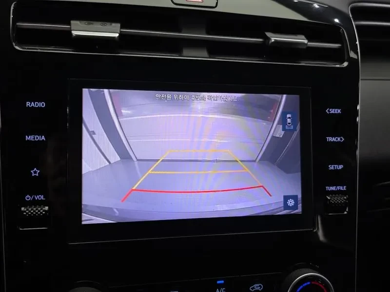 Hyundai Tucson 2.0 2WD MODERN, снимка 16 - Автомобили и джипове - 56161246