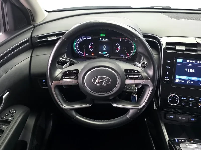 Hyundai Tucson 2.0 2WD MODERN, снимка 13 - Автомобили и джипове - 56161246