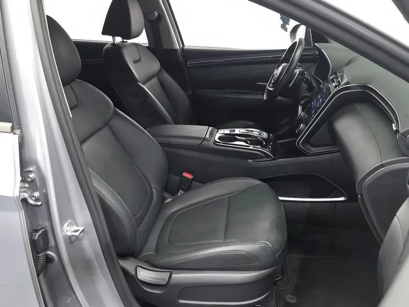 Hyundai Tucson 2.0 2WD MODERN, снимка 11 - Автомобили и джипове - 56161246