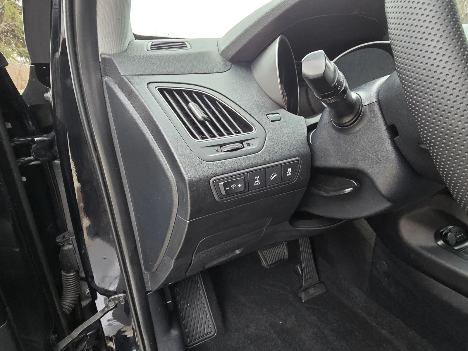 Hyundai IX35 2.0CRDI PREMIUM 4х4 - изображение 9