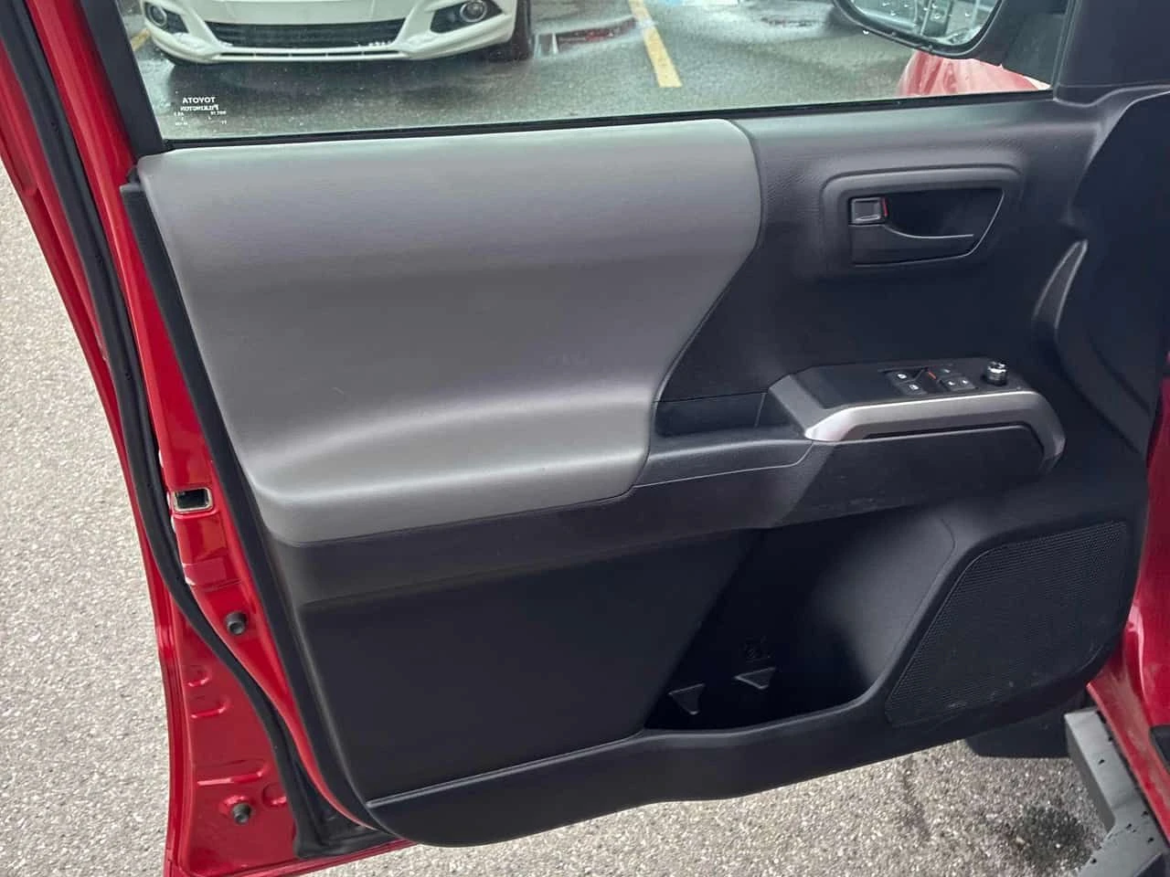 Toyota Tacoma * 4WD Access Cab V6 * �������* KEYLESS*  | Mobile.bg � ����������� 12