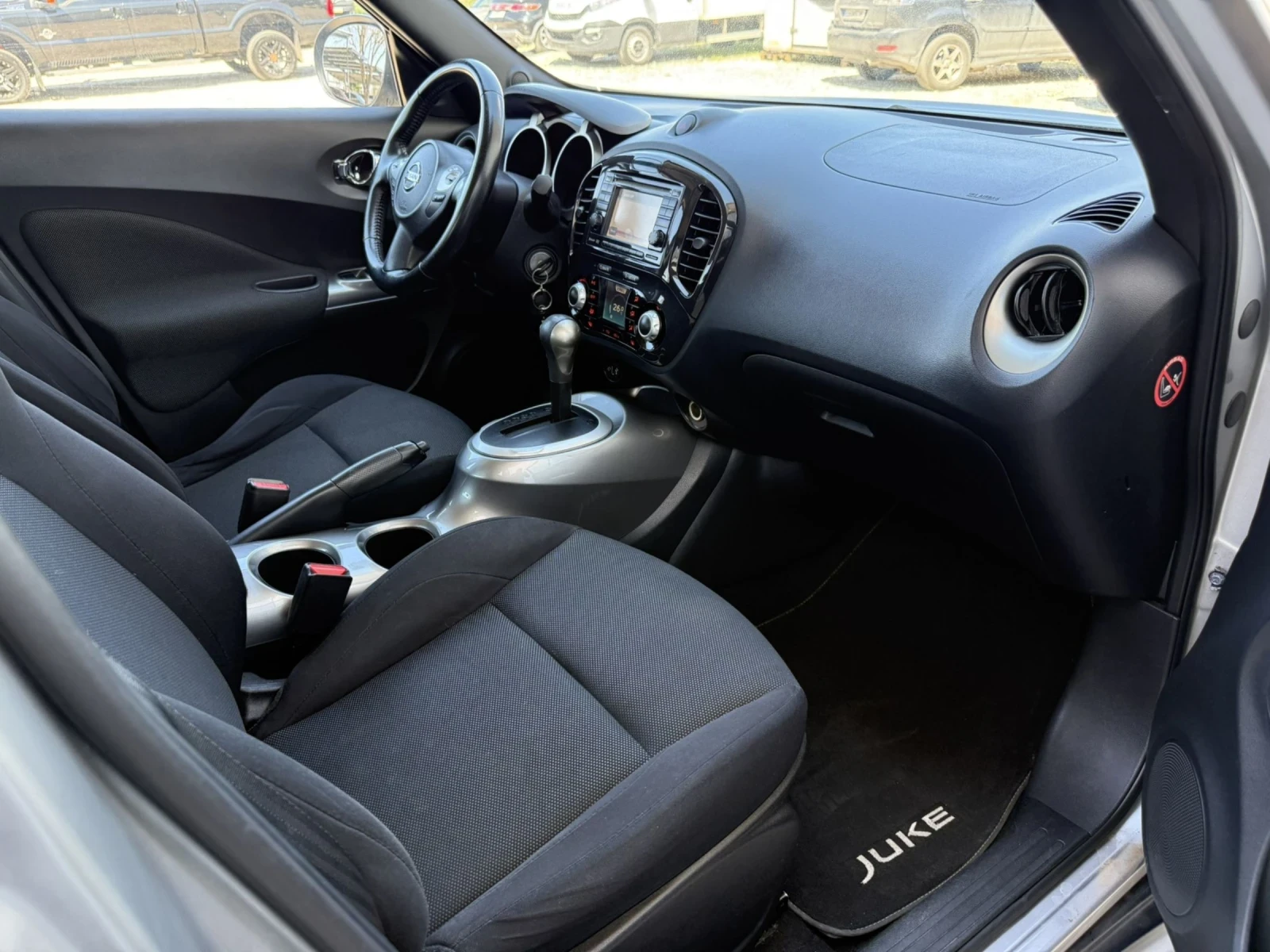 Nissan Juke 1.6i AUTOMAT | Mobile.bg � ����������� 12
