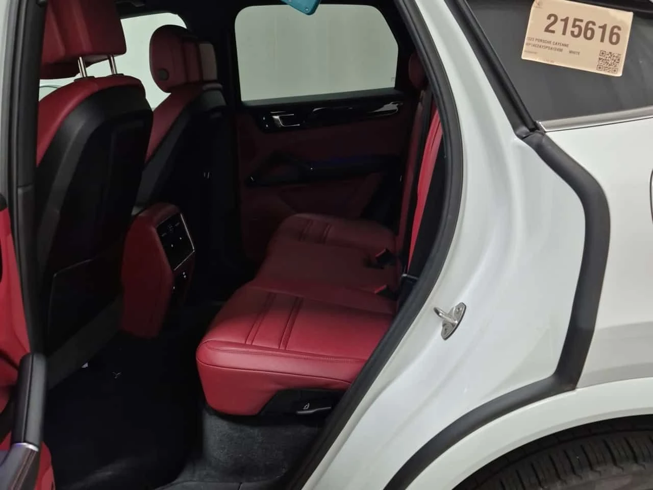 Porsche Cayenne * E HYBRID * CARFAX * От PORSHCE * , снимка 10 - Автомобили и джипове - 54499474
