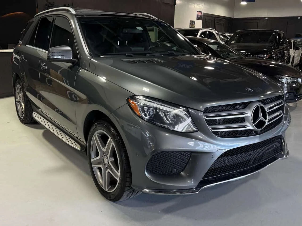 Mercedes-Benz GLE 400 | ФИКСИРАНА ЦЕНА ДО БЪЛГАРИЯ | , снимка 2 - Автомобили и джипове - 54627828