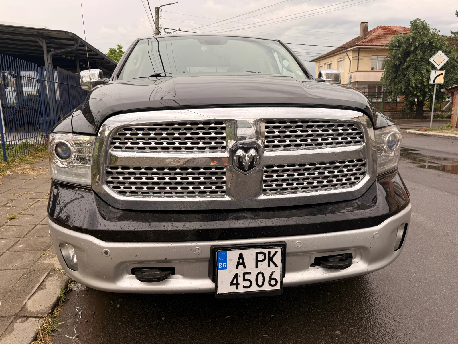 Dodge Ram 5, 7 Hemi 