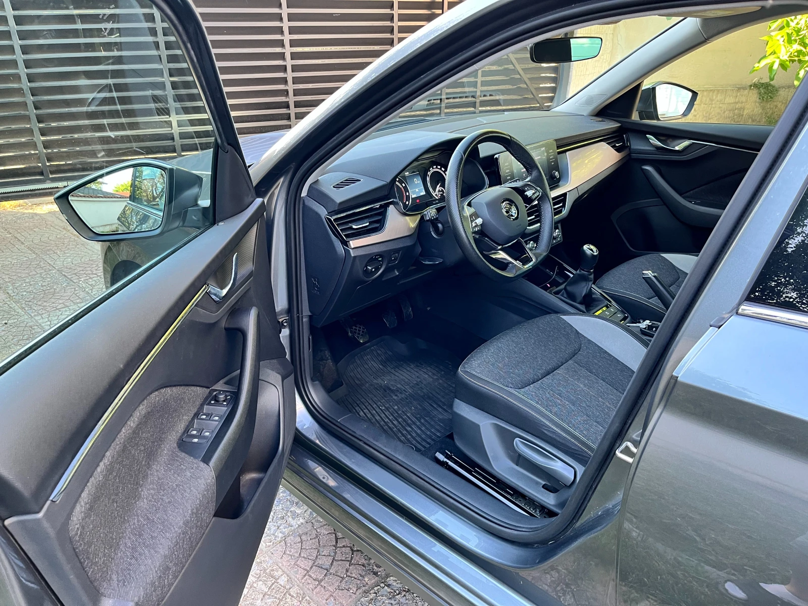 Skoda Kamiq Vision, снимка 7 - Автомобили и джипове - 55236383