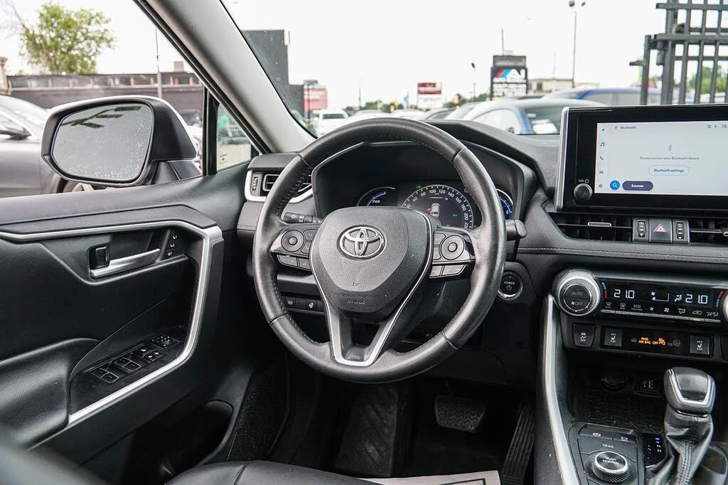 Toyota Rav4 Hybrid XLE AWD, снимка 9 - Автомобили и джипове - 55436027