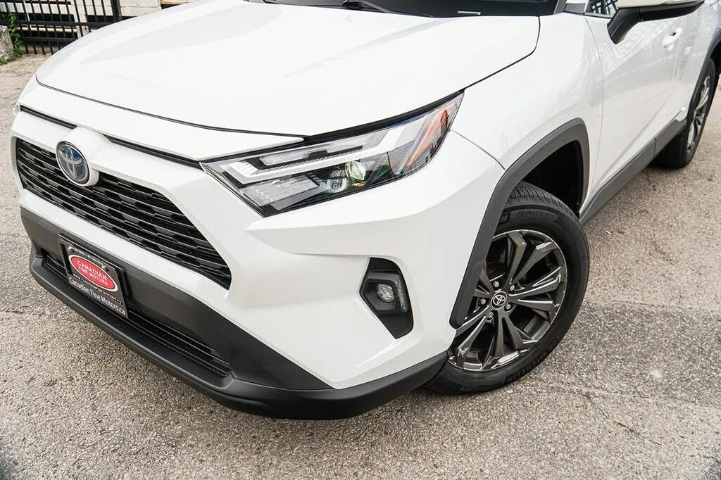 Toyota Rav4 Hybrid XLE AWD, снимка 3 - Автомобили и джипове - 55436027