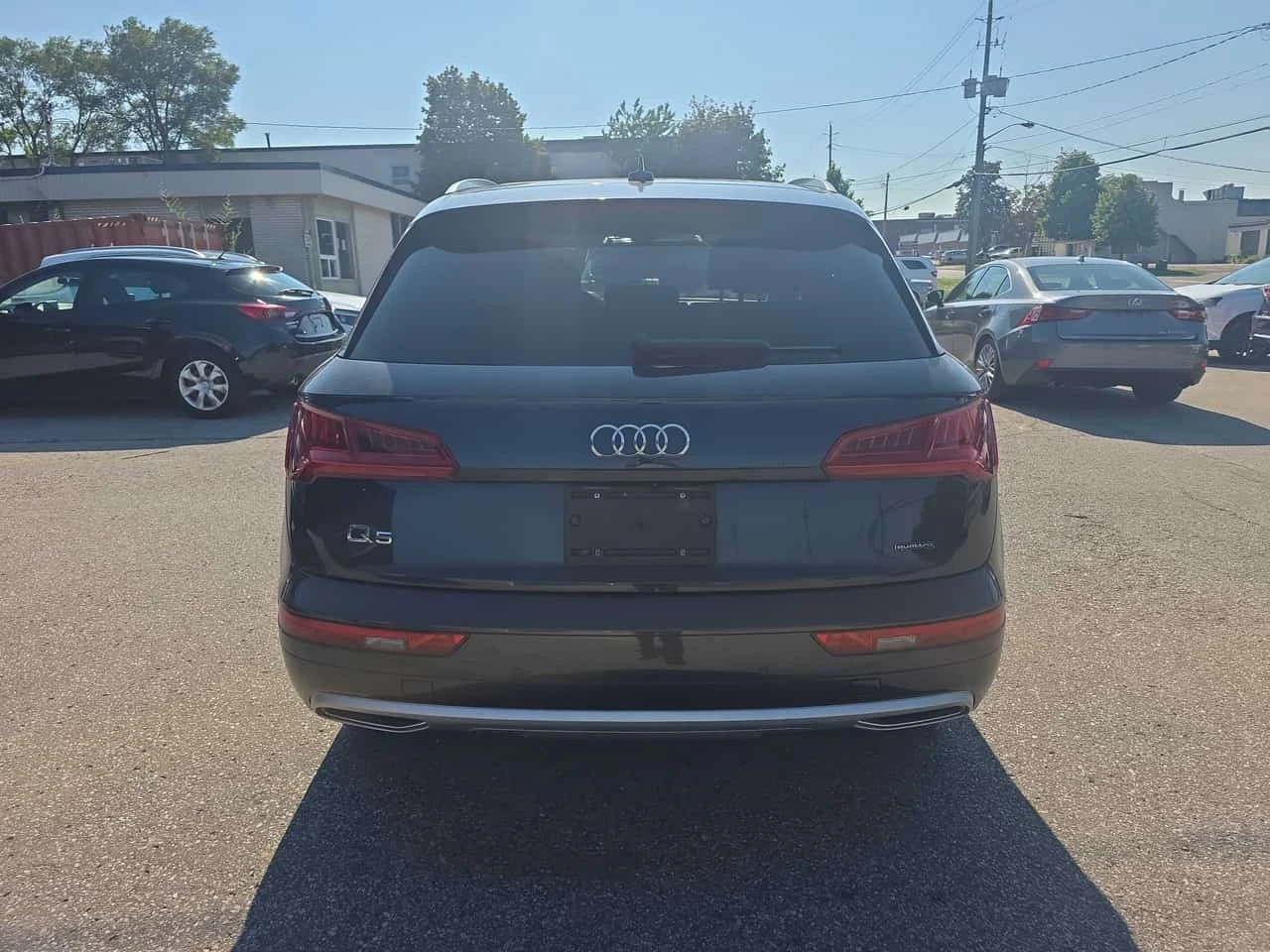 Audi Q5 TECHNIK * ДИСТРОНИК* 360 КАМЕРА* DIGITAL* ПАНОРАМА, снимка 5 - Автомобили и джипове - 56288610