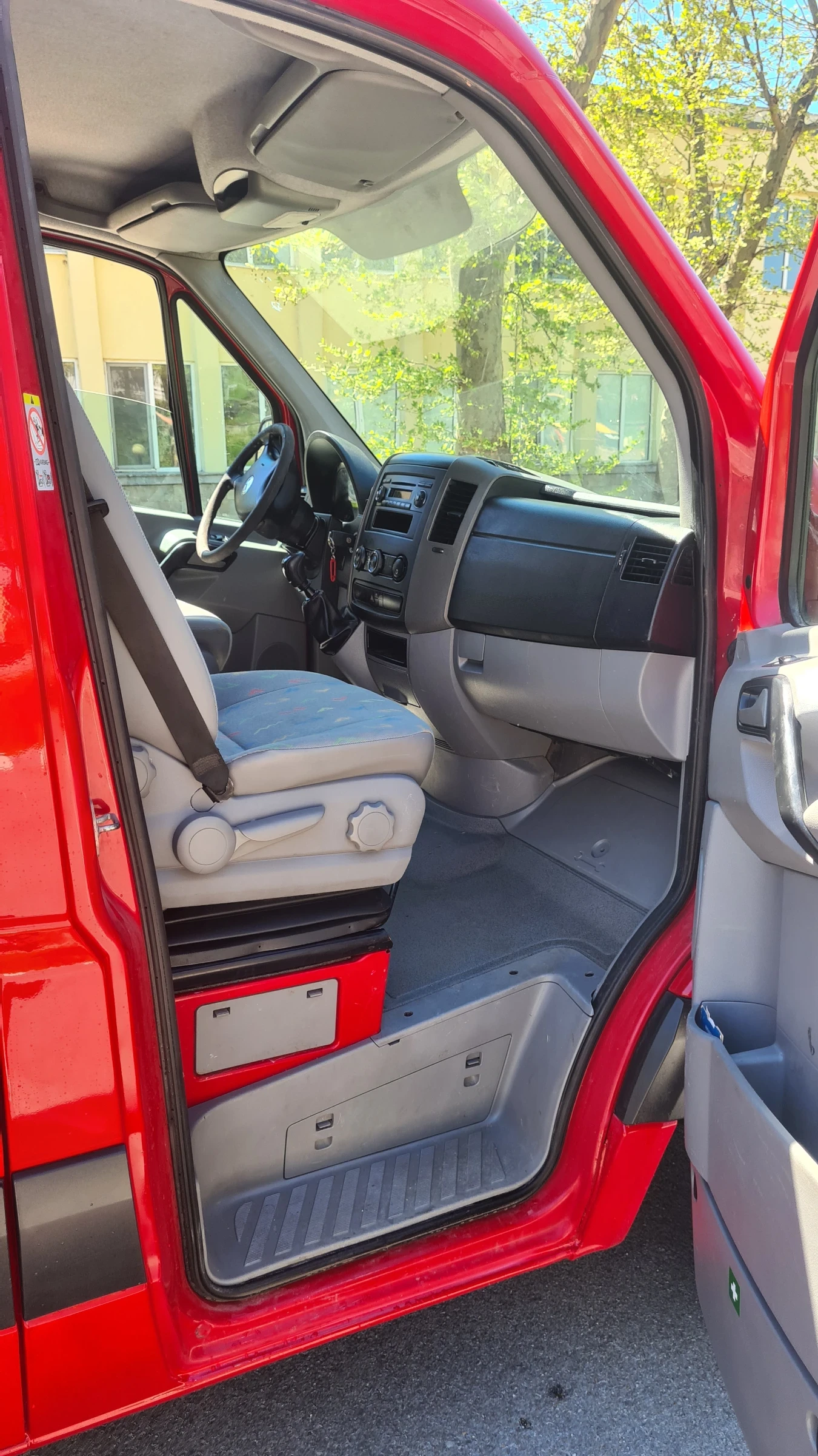 VW Crafter 2.0TDI 110кс Klima, снимка 7 - Бусове и автобуси - 54335666