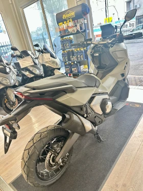 Honda X-ADV 750 MAT DEEP MUD GRAY Нов 2026г., снимка 11