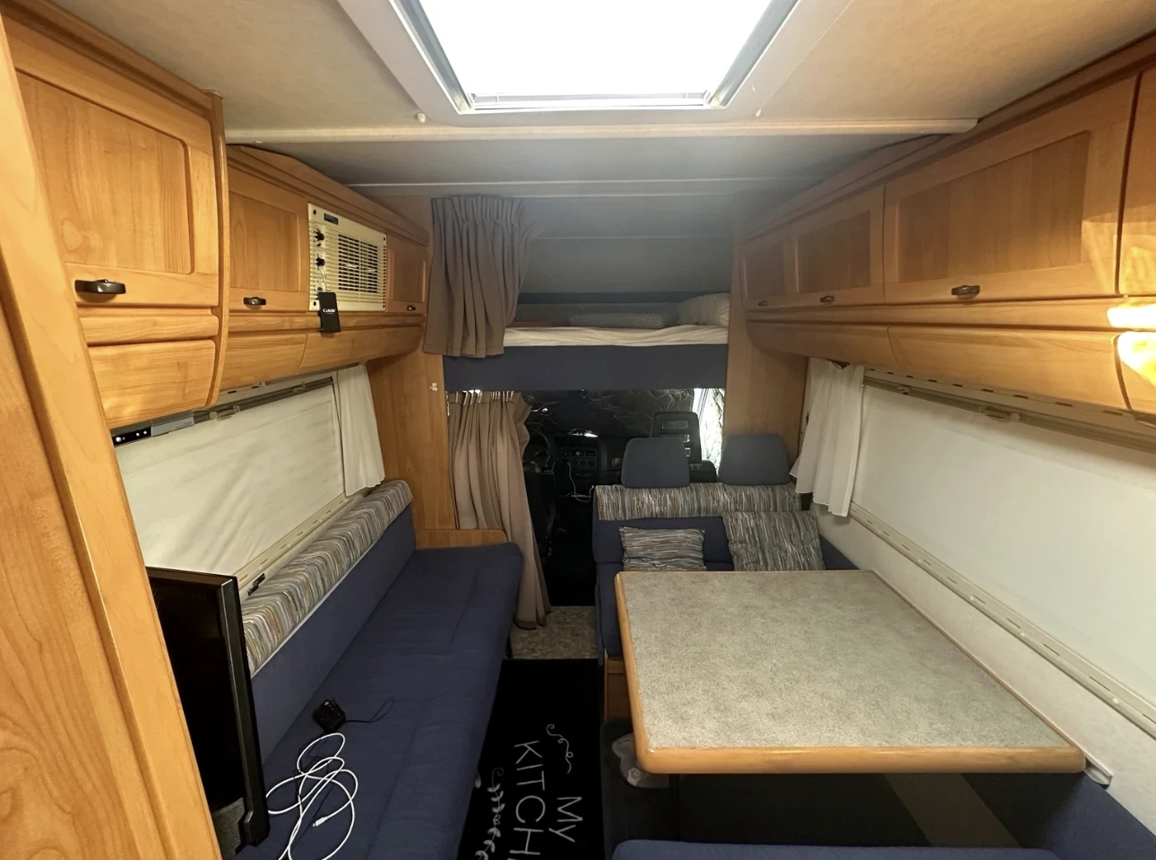 Кемпер HYMER / ERIBA C544, снимка 8 - Каравани и кемпери - 56201079