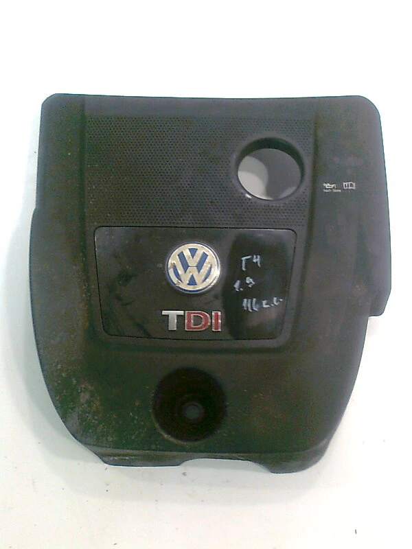 капак двигател декоративен за Фолксваген Голф mk4 1.9pd