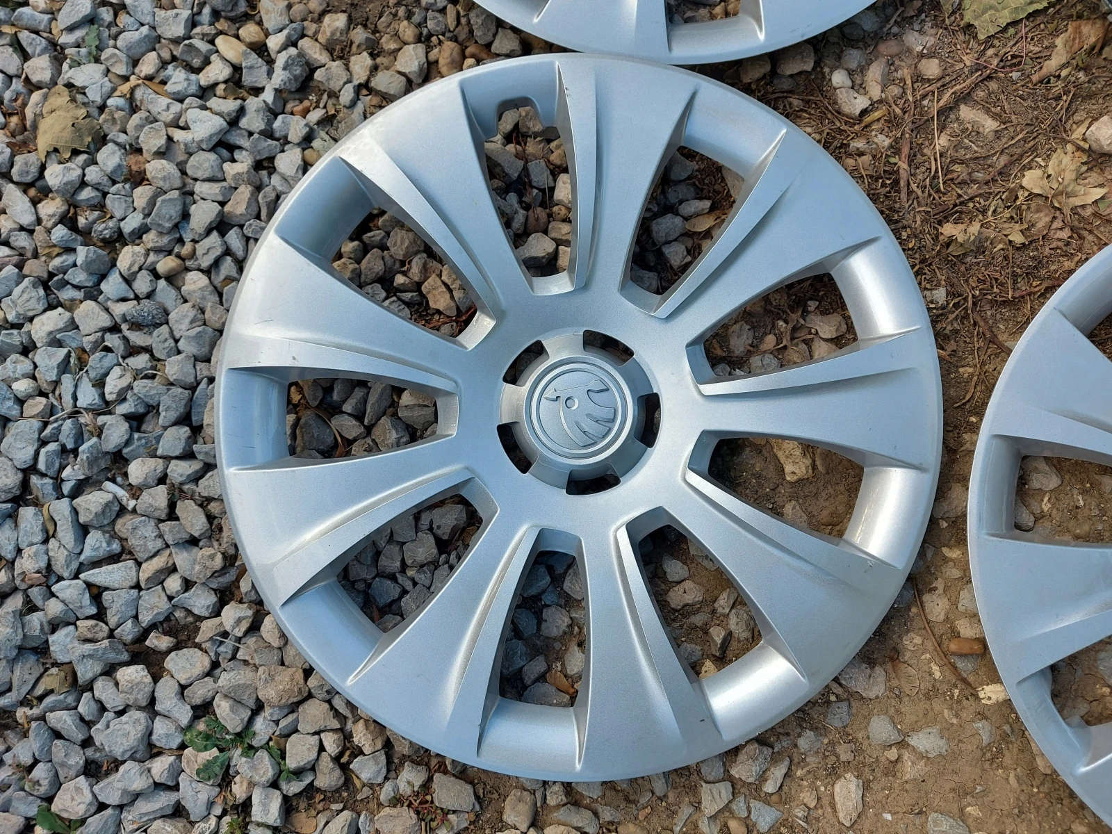   Skoda 17   | Mobile.bg   3