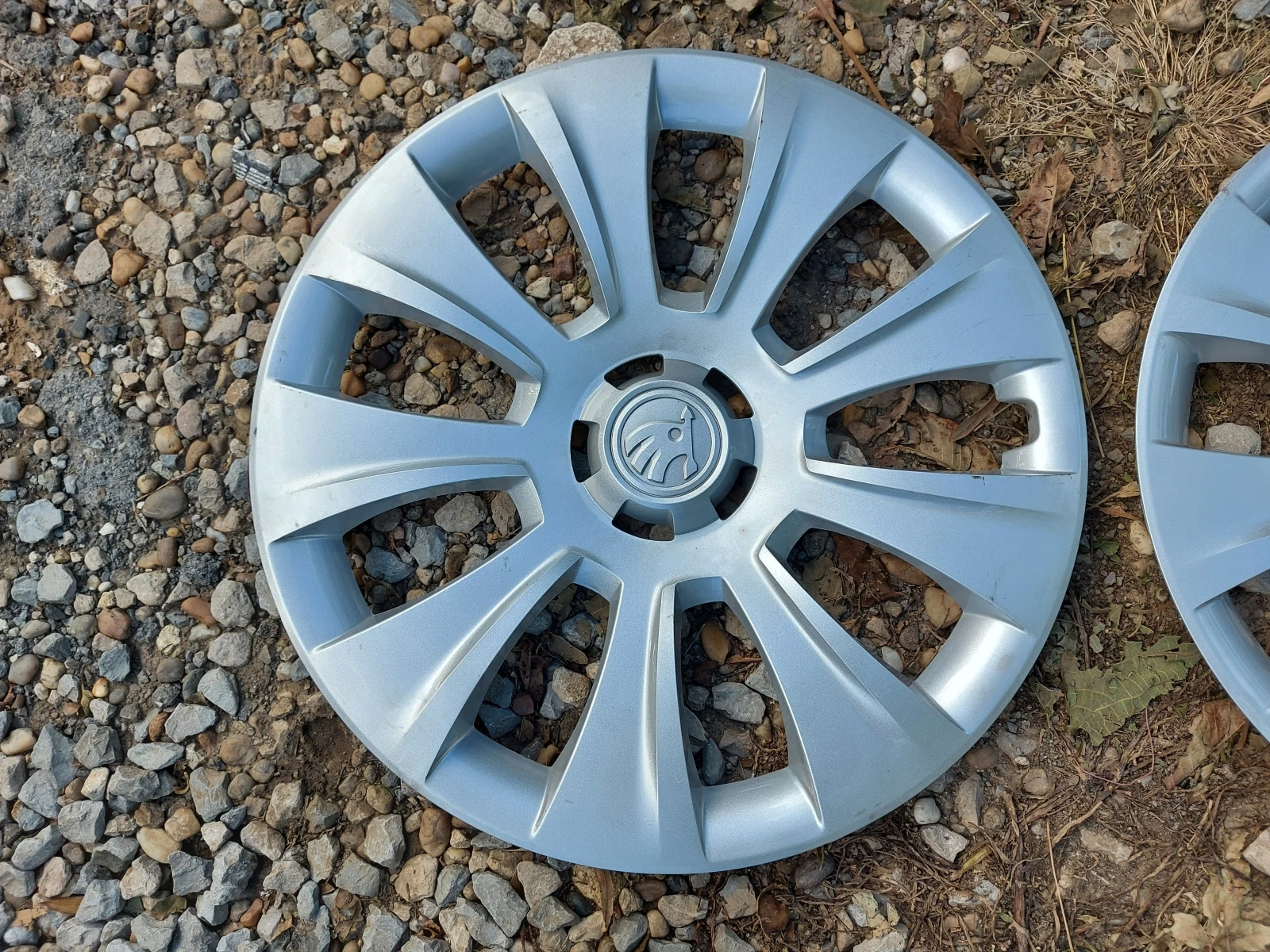   Skoda 17   | Mobile.bg   4