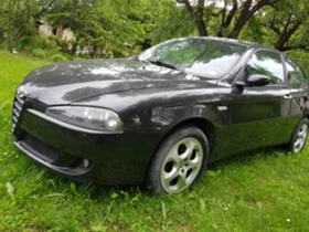 Alfa Romeo 147 1.6 i, снимка 2