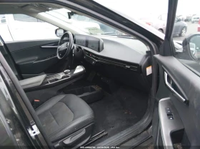 Kia EV6 Light, снимка 5