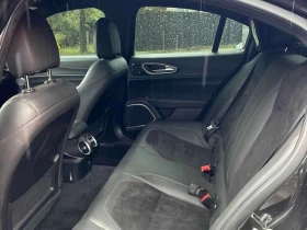 Alfa Romeo Giulia * Quadrifoglio * CARFAX * ОПЦИЯ ЗА ФИНАНСИРАНЕ, снимка 17