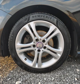 Mercedes-Benz A 180 Sport edition/БЕНЗИН, снимка 11