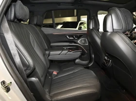 Mercedes-Benz EQS 580* SUV* 4Matic* AMG, снимка 10