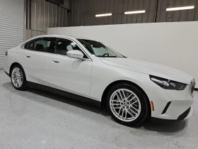 BMW 530 2024 *    * *  *  | Mobile.bg    5