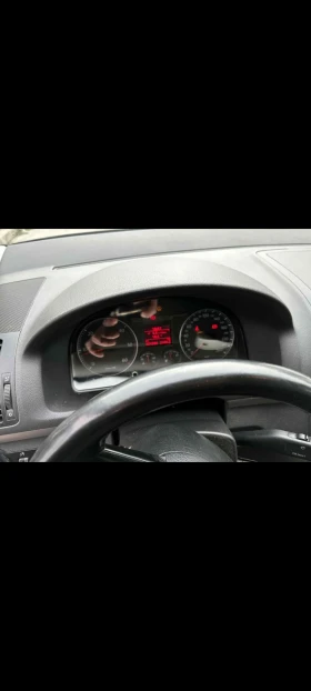 VW Touran, снимка 5 — Bazar.bg VW Touran, снимка 5