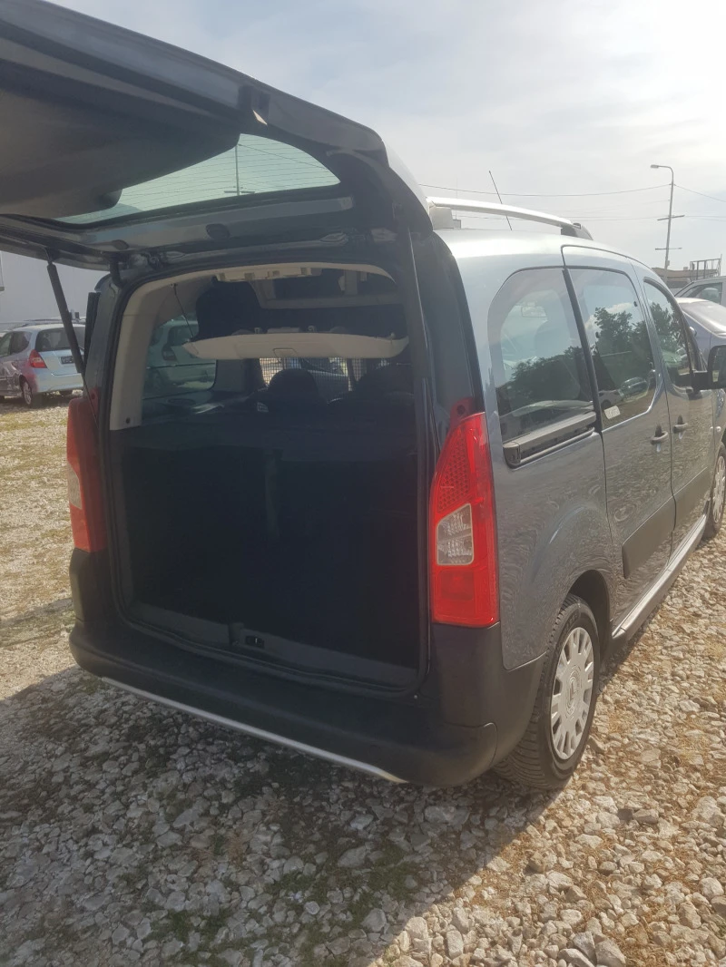 Citroen Berlingo 1.6HDI, снимка 4 - Автомобили и джипове - 45204482