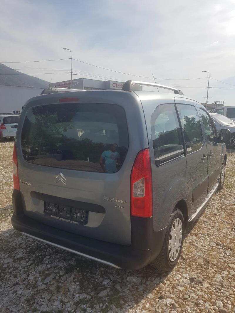 Citroen Berlingo 1.6HDI, снимка 2 - Автомобили и джипове - 45204482