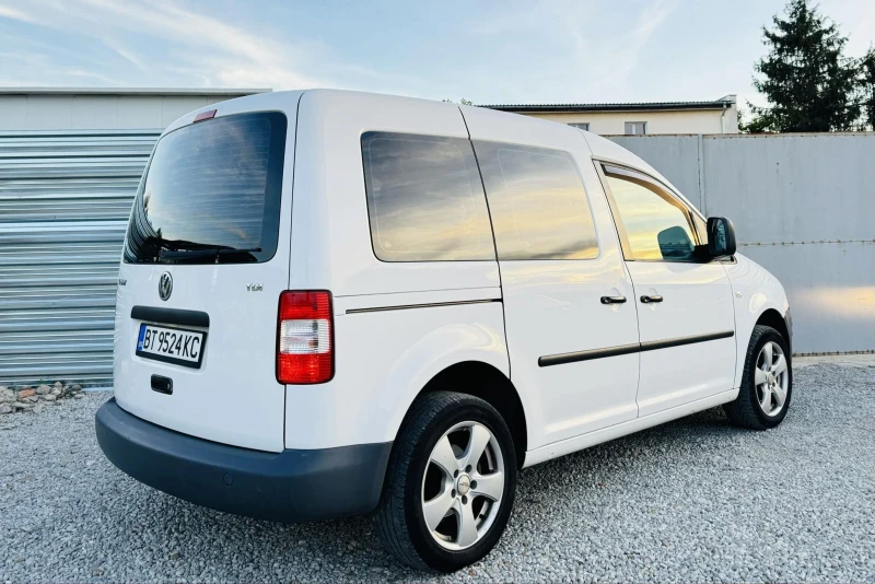 VW Caddy 5 МЕСТА, снимка 7 - Автомобили и джипове - 47456628