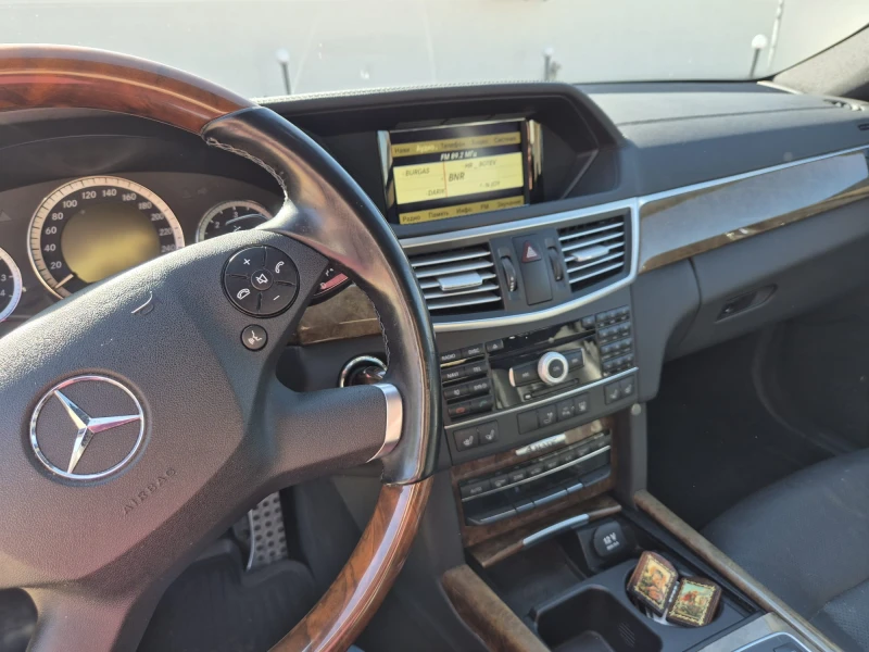 Mercedes-Benz E 350 CDi 4M, снимка 3 - Автомобили и джипове - 47681088