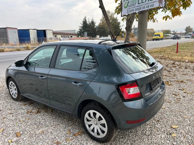 Skoda Fabia 1.0 i, снимка 3 - Автомобили и джипове - 47777815