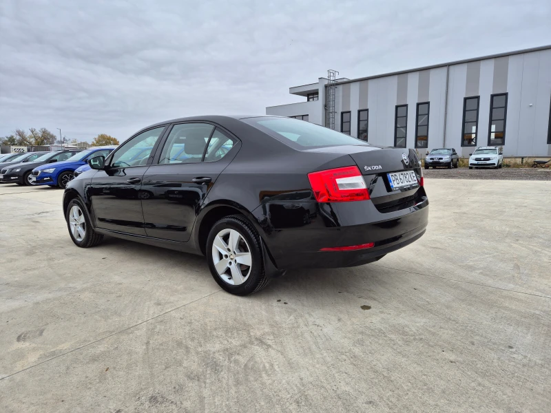 Skoda Octavia 2.0-М/Т-150кс., снимка 3 - Автомобили и джипове - 47970831