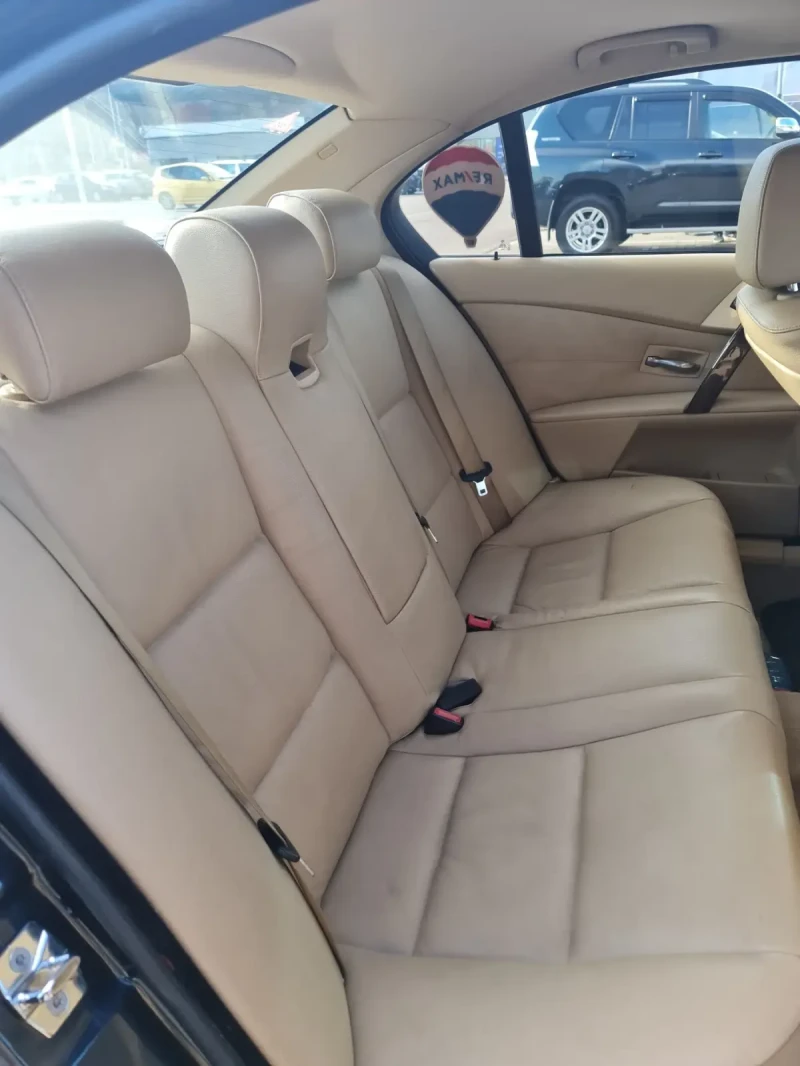 BMW 525 XI - Бензин/Газ, снимка 10 - Автомобили и джипове - 48523541