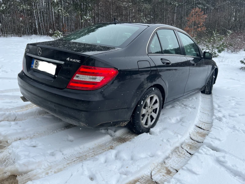 Mercedes-Benz C 250 4MATIC, снимка 4 - Автомобили и джипове - 49212785